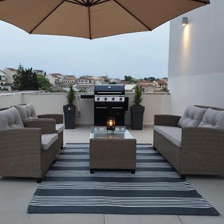 Ina'S Apartments Lefkimmi  Ngoại thất bức ảnh