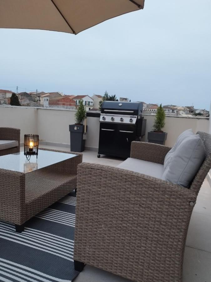 Ina'S Apartments Lefkimmi  Ngoại thất bức ảnh